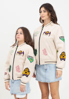 Bomber beige per donna e bambina con una serie di patch colorate F4BKJUBO014 13 BARROW 
