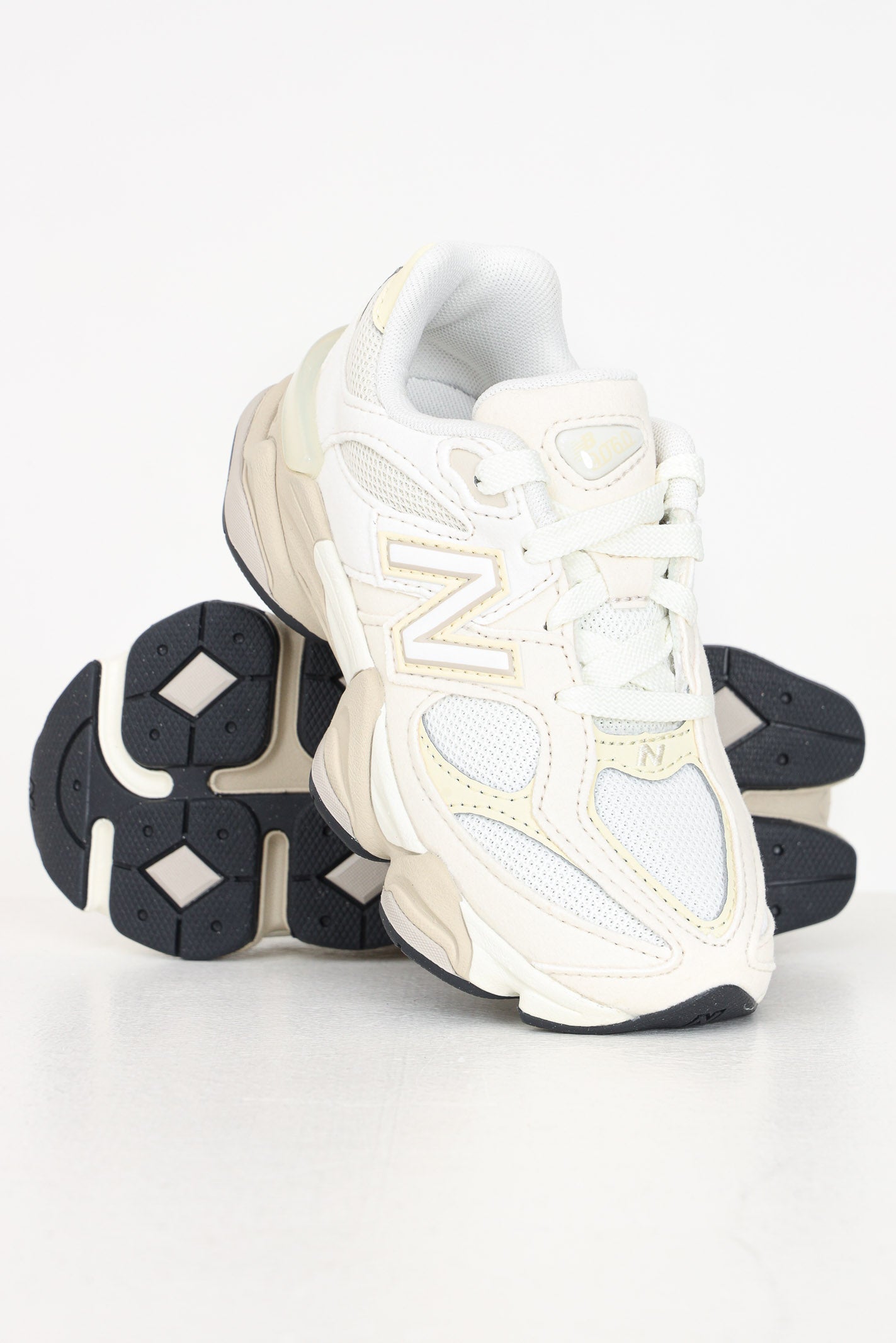Sneakers 9060 avorio per bambino e bambina PC9060EK . NEW BALANCE 