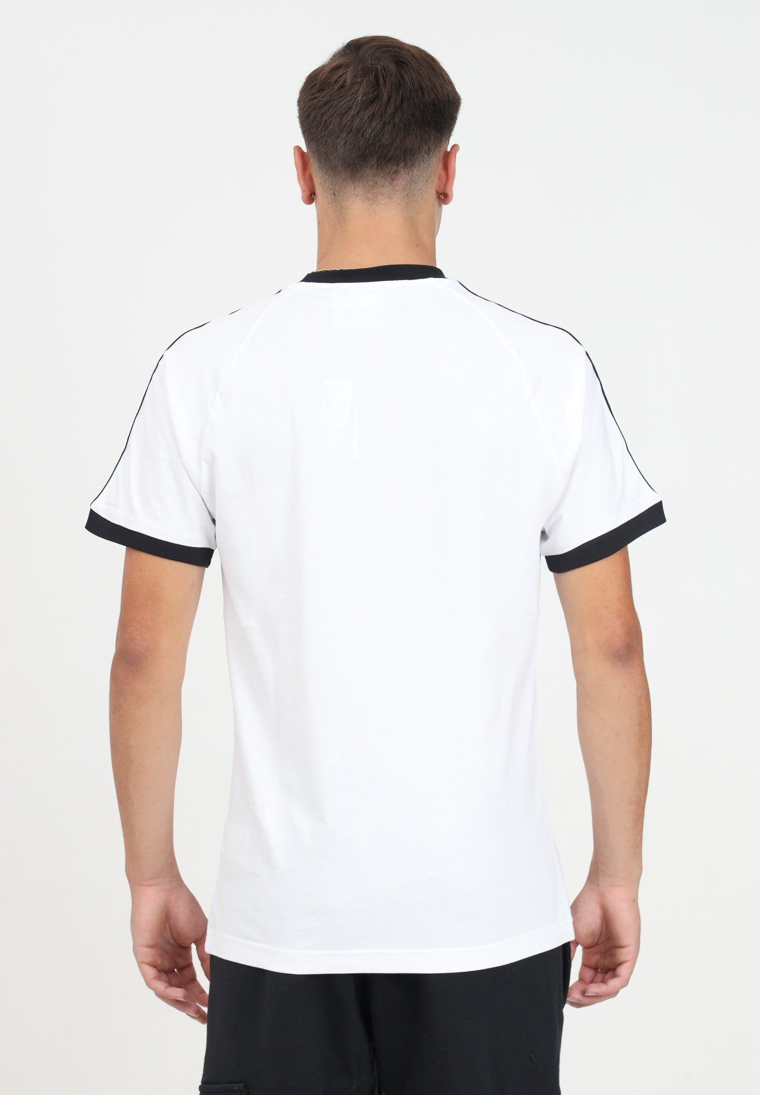 ADIDAS ORIGINALS T-shirt a manica corta Adicolor Classics 3-Stripes bianca da uomo IA4846 . ADIDAS ORIGINALS 