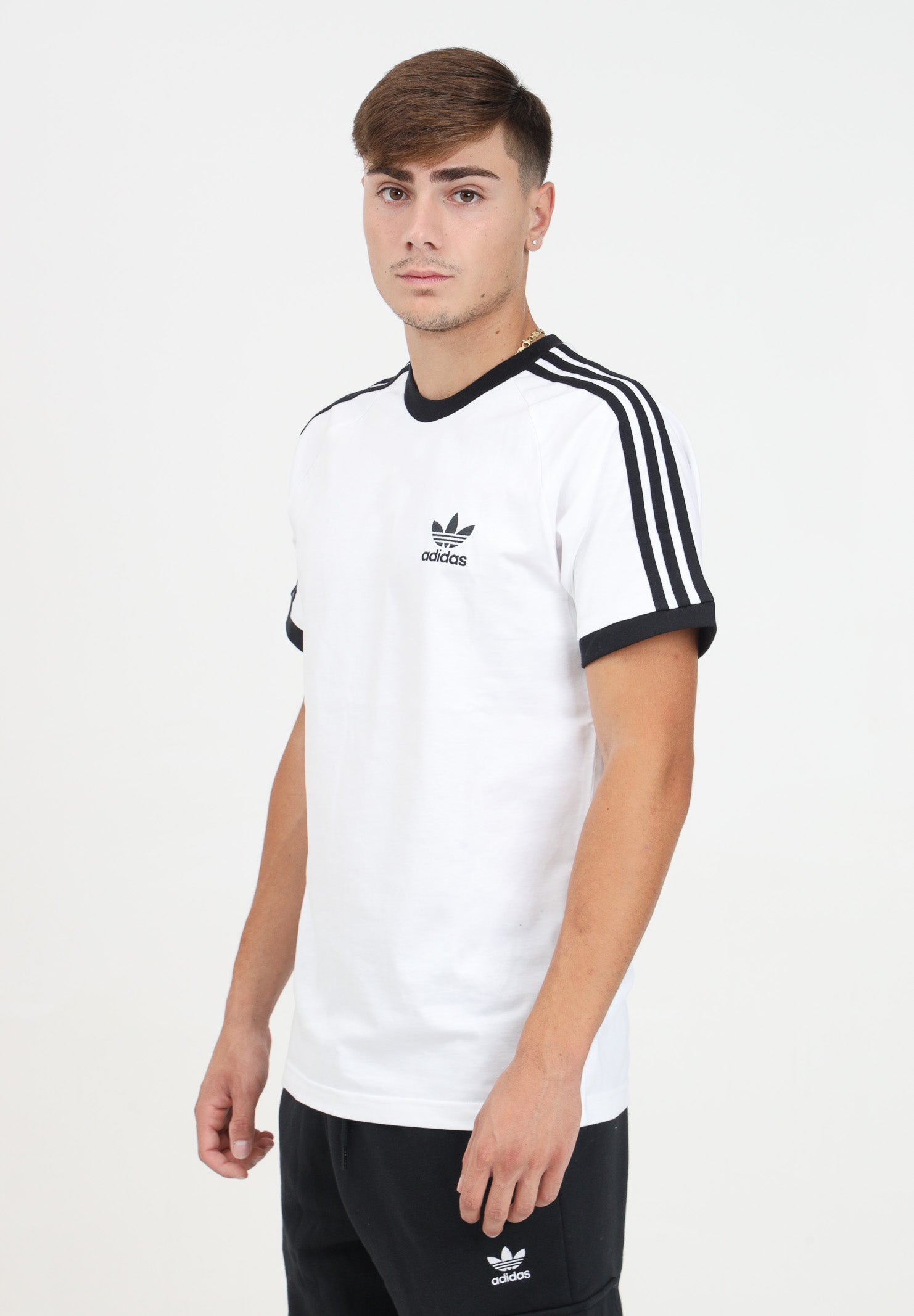 ADIDAS ORIGINALS T-shirt a manica corta Adicolor Classics 3-Stripes bianca da uomo IA4846 . ADIDAS ORIGINALS 
