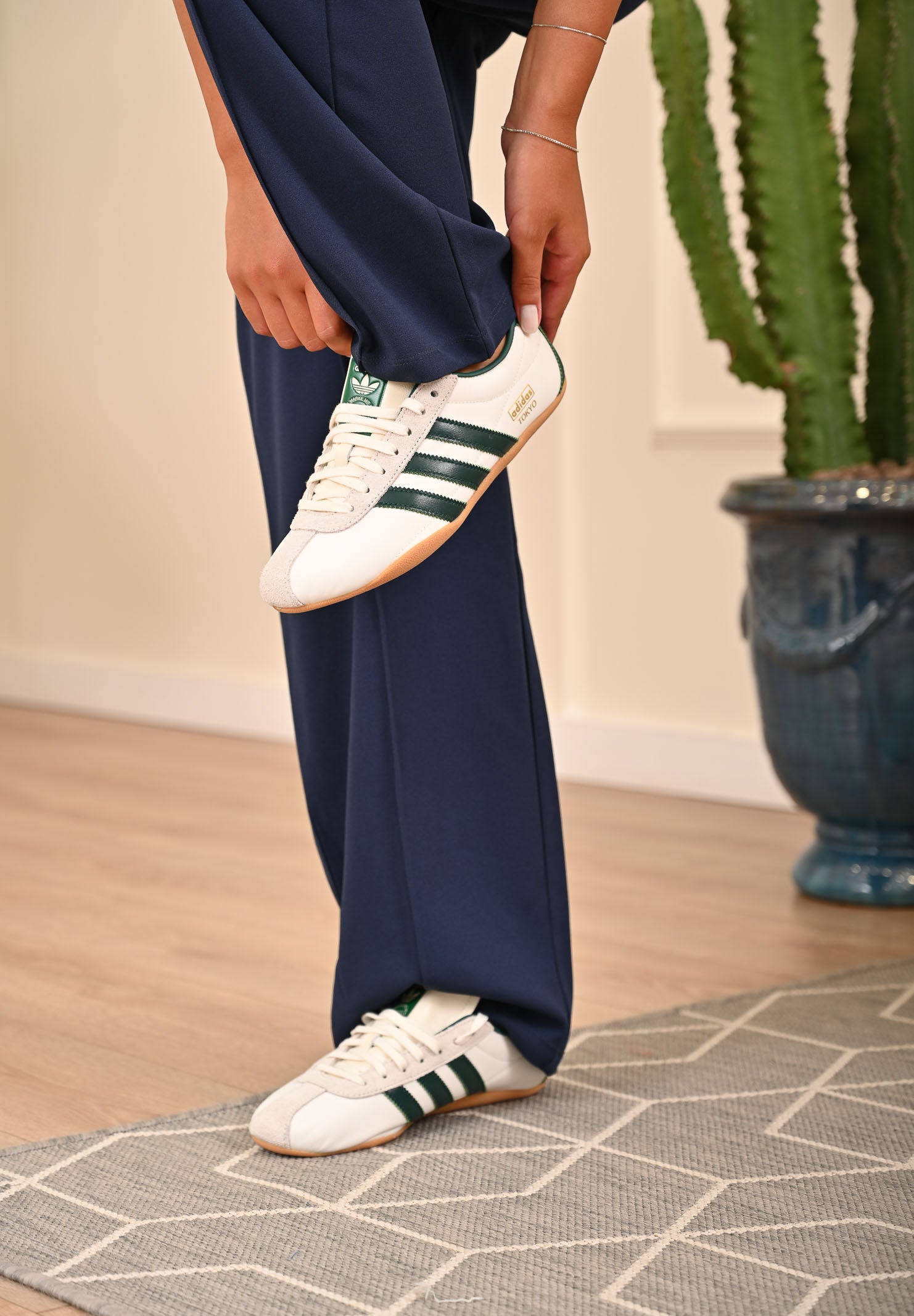 ADIDAS ORIGINALS Sneakers Tokyo bianche e verdi per uomo e donna JP9705 . ADIDAS ORIGINALS 