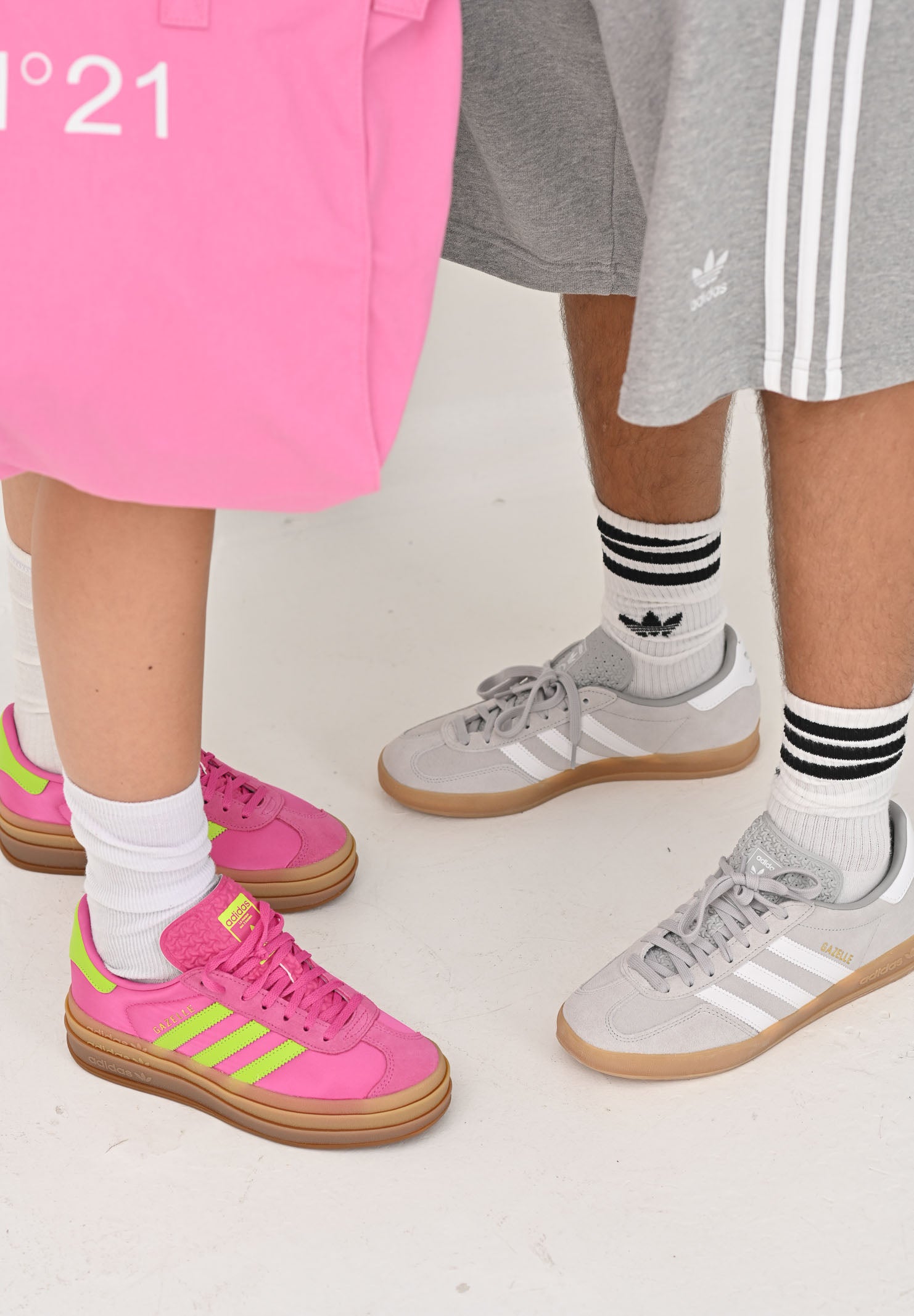 ADIDAS ORIGINALS Sneakers Gazelle Indoor grigie per uomo e donna JQ0176 . ADIDAS ORIGINALS 