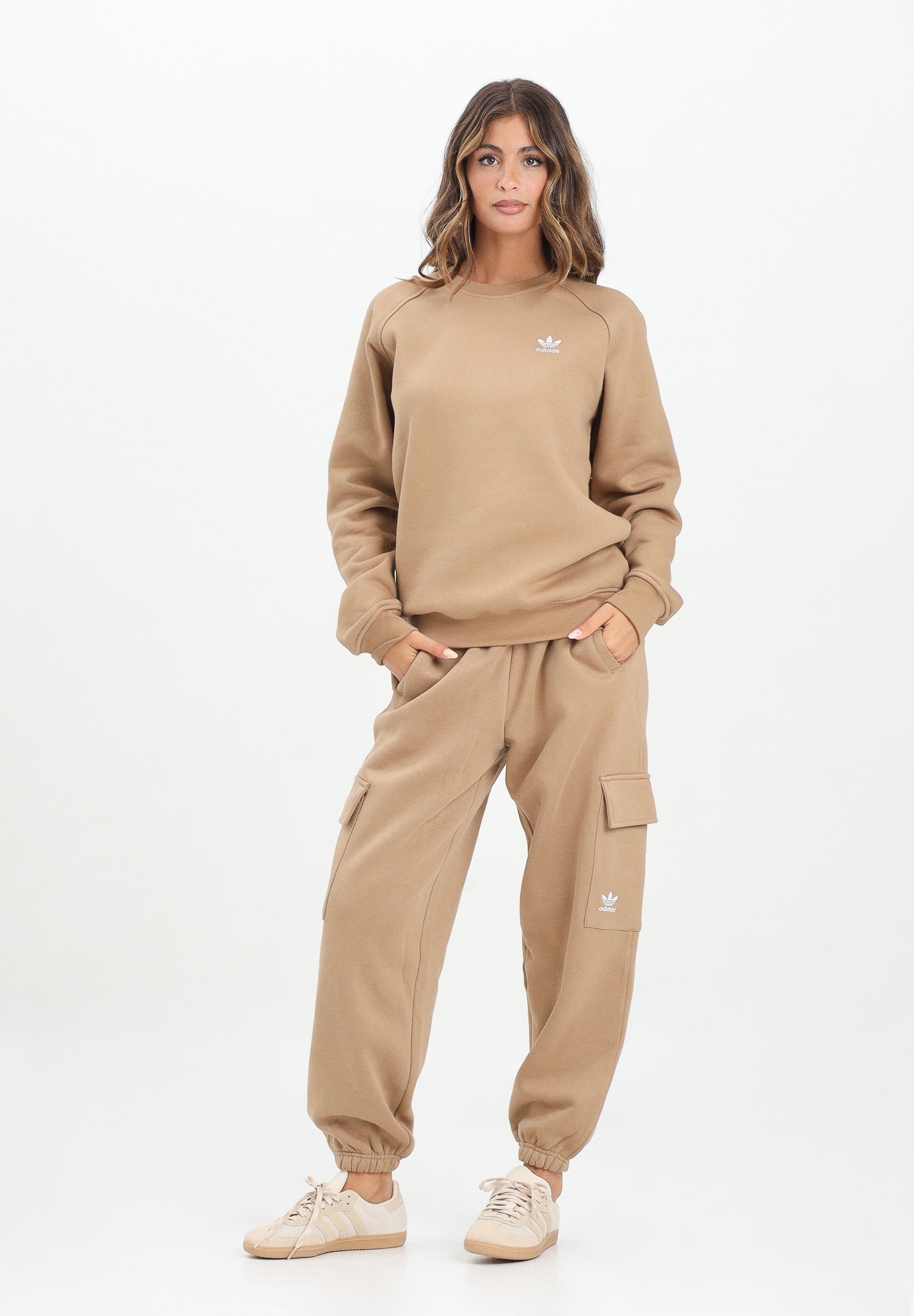 ADIDAS ORIGINALS Pantalone sportivo Essentials Fleece Cargo beige da donna JX7741 . ADIDAS ORIGINALS 
