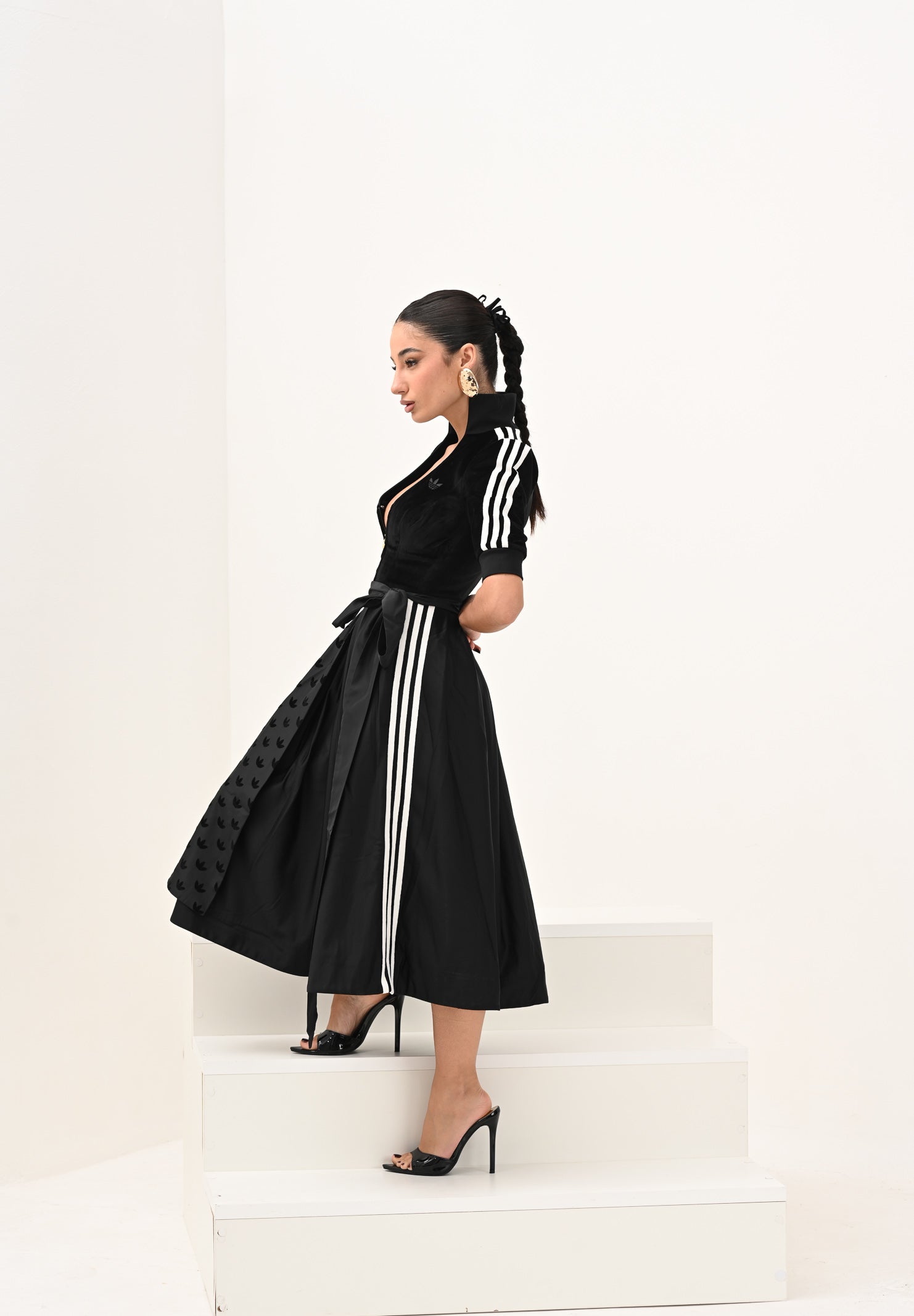 ADIDAS ORIGINALS Abito midi DIRNDL nero da donna KF2302 . ADIDAS ORIGINALS 