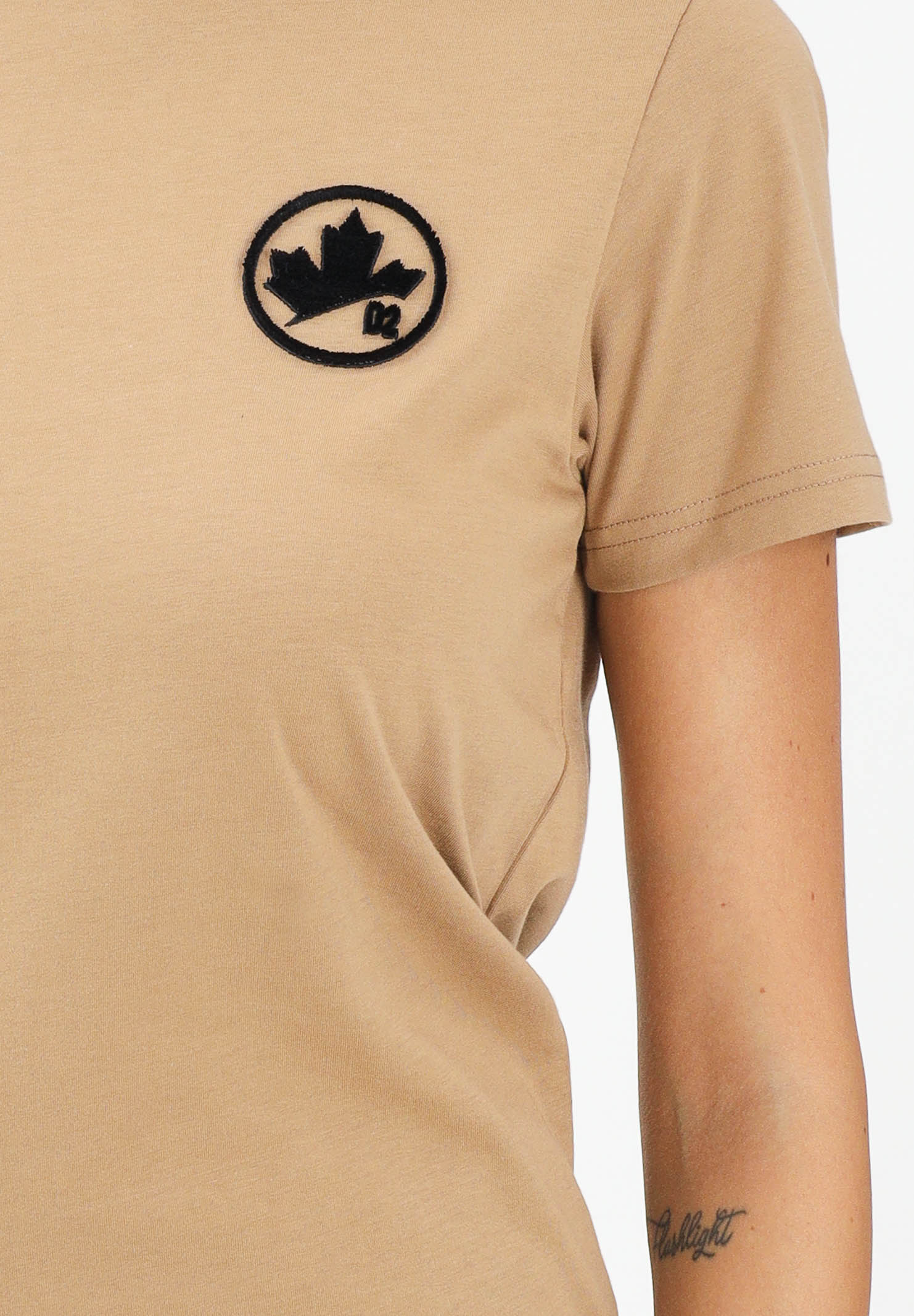 DSQUARED2 T-shirt a manica corta beige per donna, ragazzi e bambini con logo DQ2988D0015 DQ721 DSQUARED2 