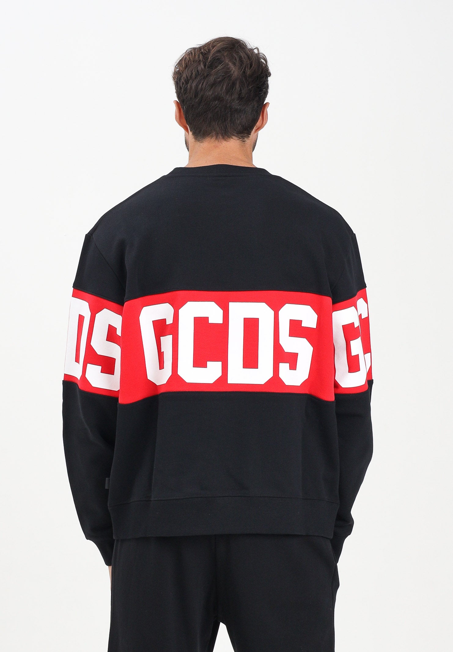 GCDS Felpa girocollo nera per uomo e donna con inserto rosso e logo B1XM1511JD1 99 GCDS 