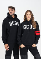 GCDS Felpa con cappuccio nera per uomo e donna rifinta da logo e bande a contrasto B1XM1901JI0 99 GCDS 