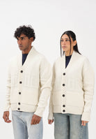 GCDS Cardigan panna per uomo e donna con logo B2CM1804KI8 15 GCDS 
