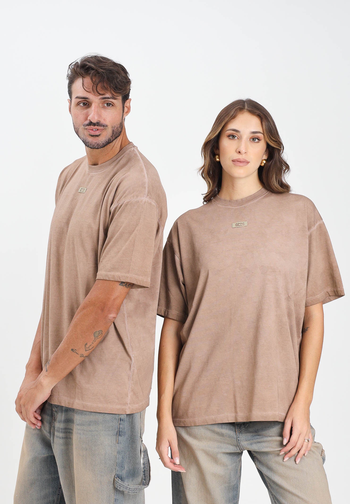 GCDS T-shirt a manica corta marrone per uomo e donna con logo B2CM2313JF1 30 GCDS 
