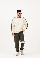 GCDS Felpa girocollo panna per uomo e donna con bande logate B2EM1501JD1 15 GCDS 