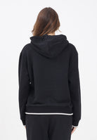 GCDS Felpa con cappuccio nera per uomo e donna rifinita da logo impresso B2EW1905JD1 99 GCDS 