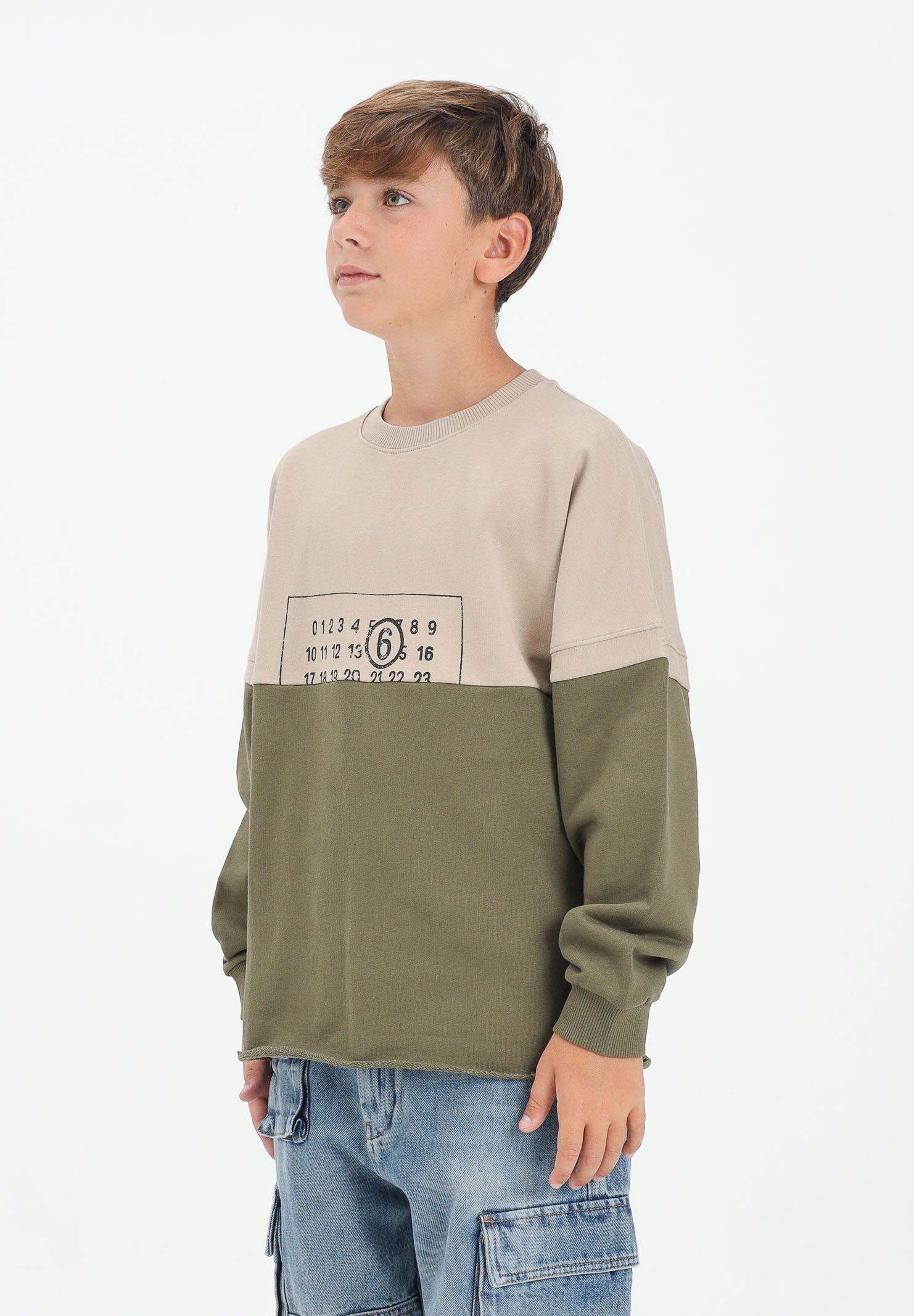 MAISON MARGIELA Felpa girocollo beige e verde per donna, ragazzi e bambini caratterizzata da una costruzione re-cut M60870MM04H M6C38 MAISON MARGIELA 