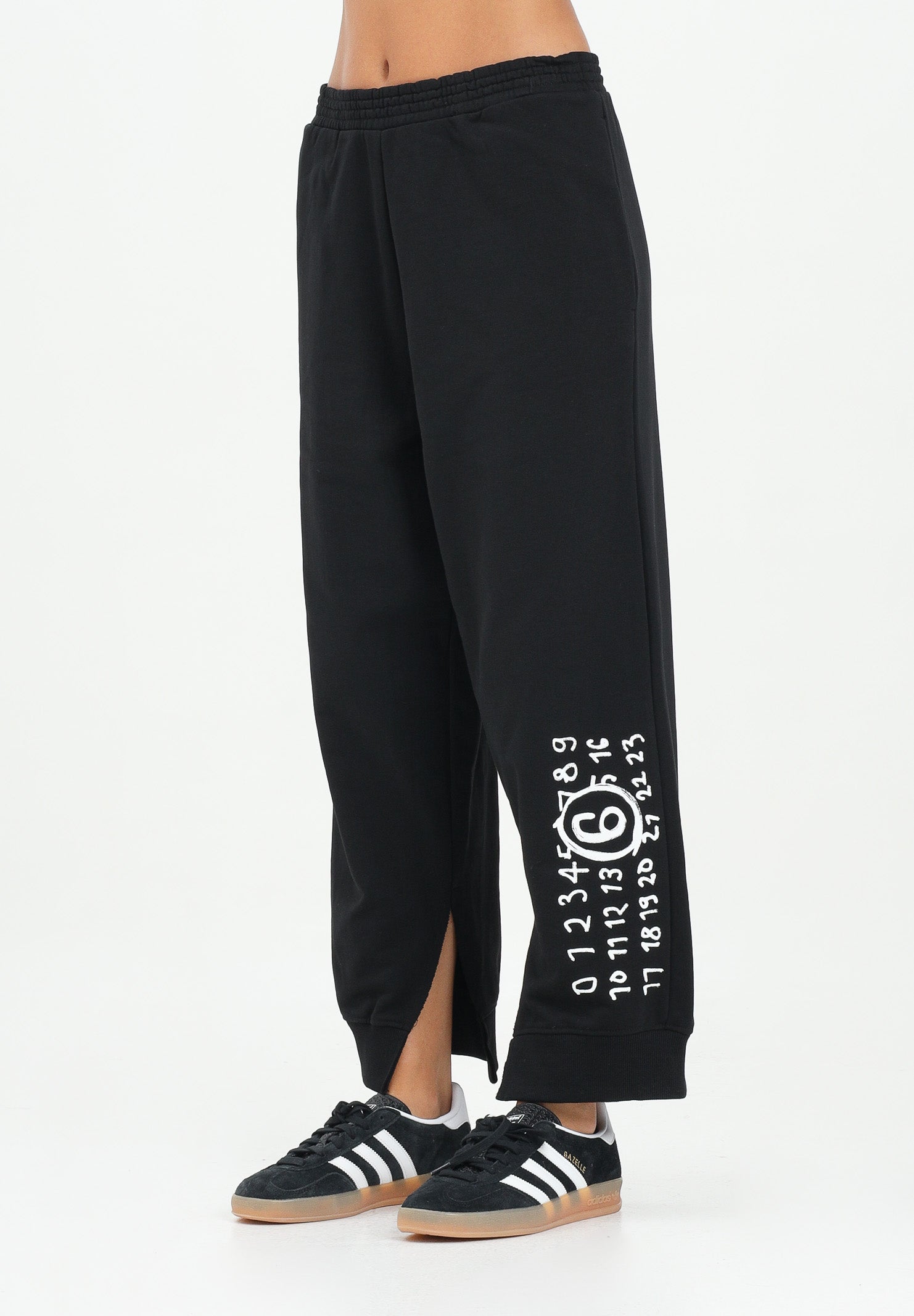 MAISON MARGIELA Pantalone sportivo nero per donna, ragazzi e bambini con spacchetti interni alla caviglia M60895MM02X M6900 MAISON MARGIELA 