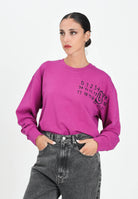 MAISON MARGIELA Felpa girocollo prugna per donna, ragazzi e bambini con il logo Hand Written effetto spennellato M60896MM02X M6602 MAISON MARGIELA 