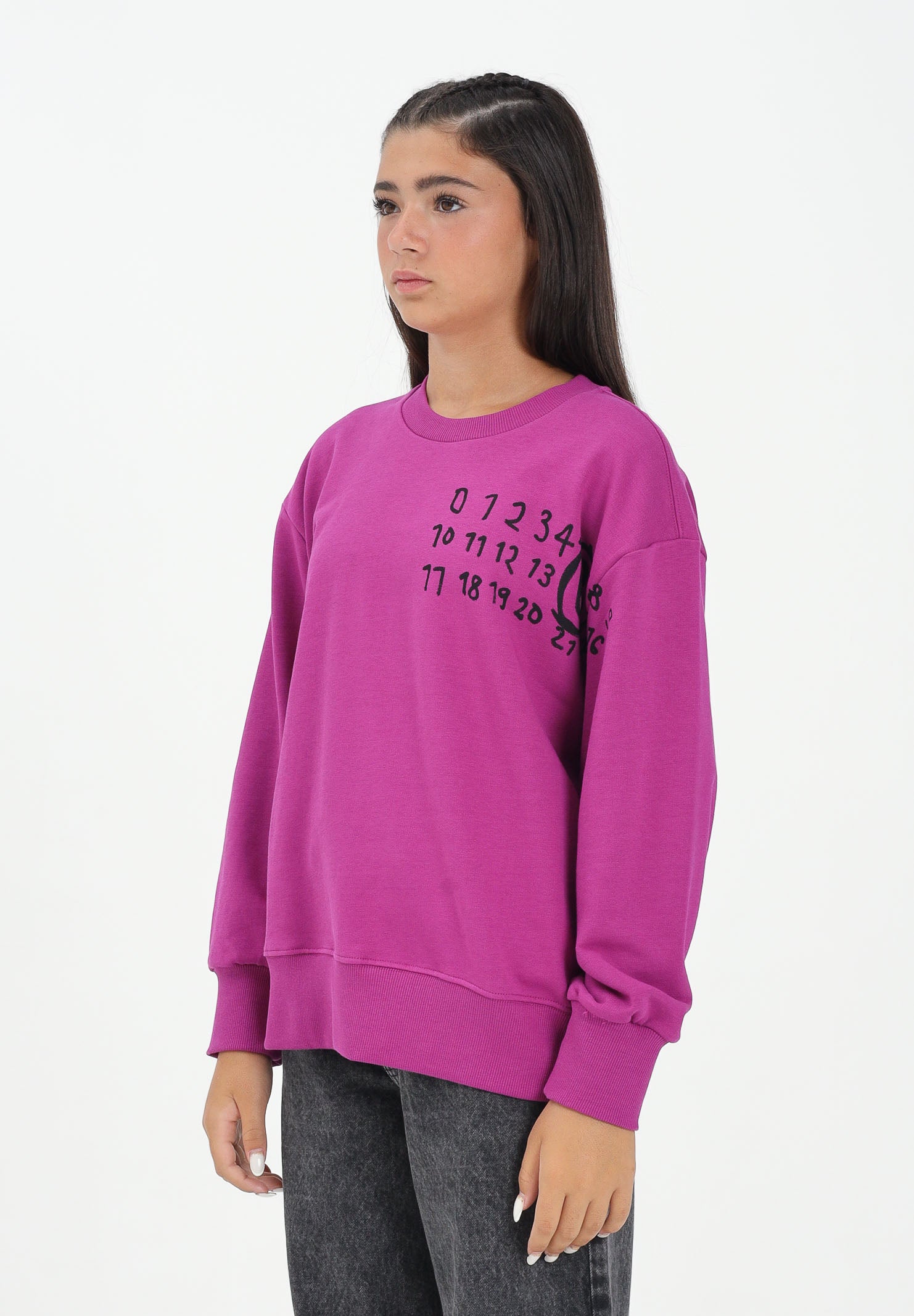 MAISON MARGIELA Felpa girocollo prugna per donna, ragazzi e bambini con il logo Hand Written effetto spennellato M60896MM02X M6602 MAISON MARGIELA 