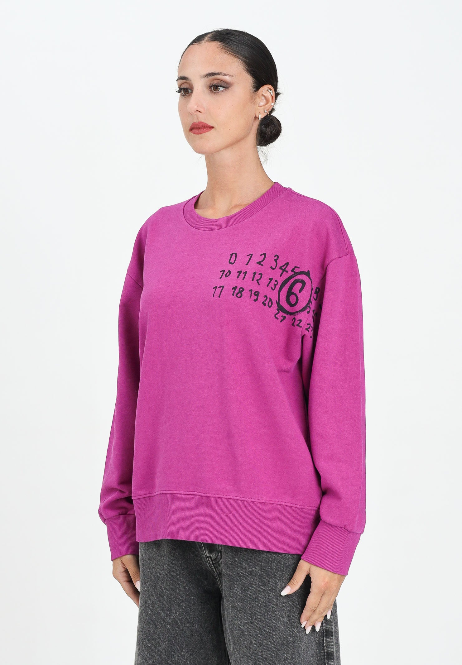 MAISON MARGIELA Felpa girocollo prugna per donna, ragazzi e bambini con il logo Hand Written effetto spennellato M60896MM02X M6602 MAISON MARGIELA 