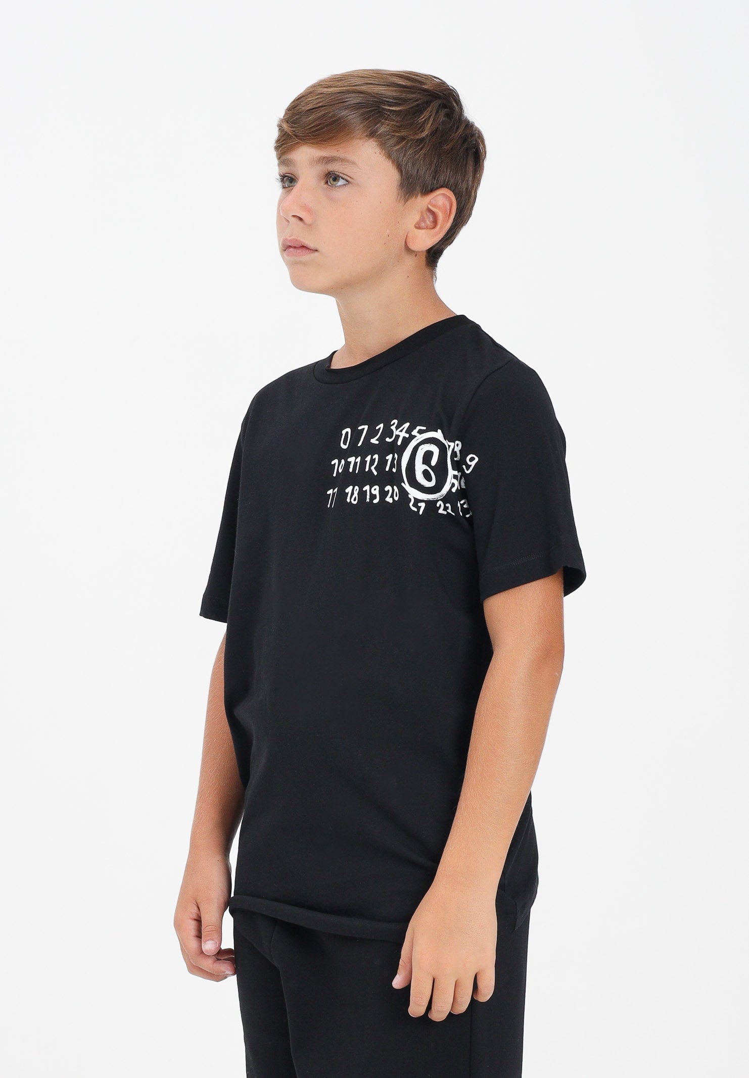 MAISON MARGIELA T-shirt a manica corta nera per donna, ragazzi e bambini arricchita da un logo Hand Written M60897MM02Y M6900 MAISON MARGIELA 