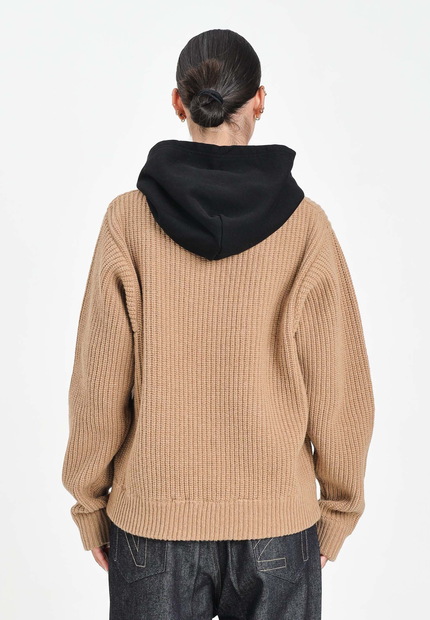 N21 Maglione con cappuccio color cammello e nero per donna, ragazzi e bambini N2108LN0453 0N720 N21 