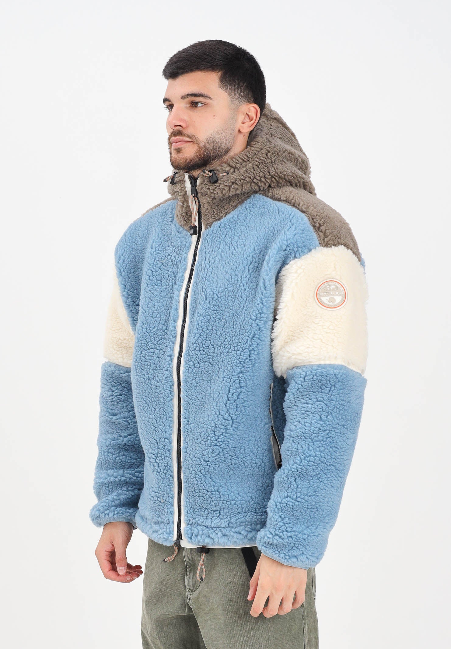 NAPAPIJRI Giubbotto da uomo in morbido pile teddy effetto shearling, con un design color block NP0A88YIMQS1 . NAPAPIJRI 