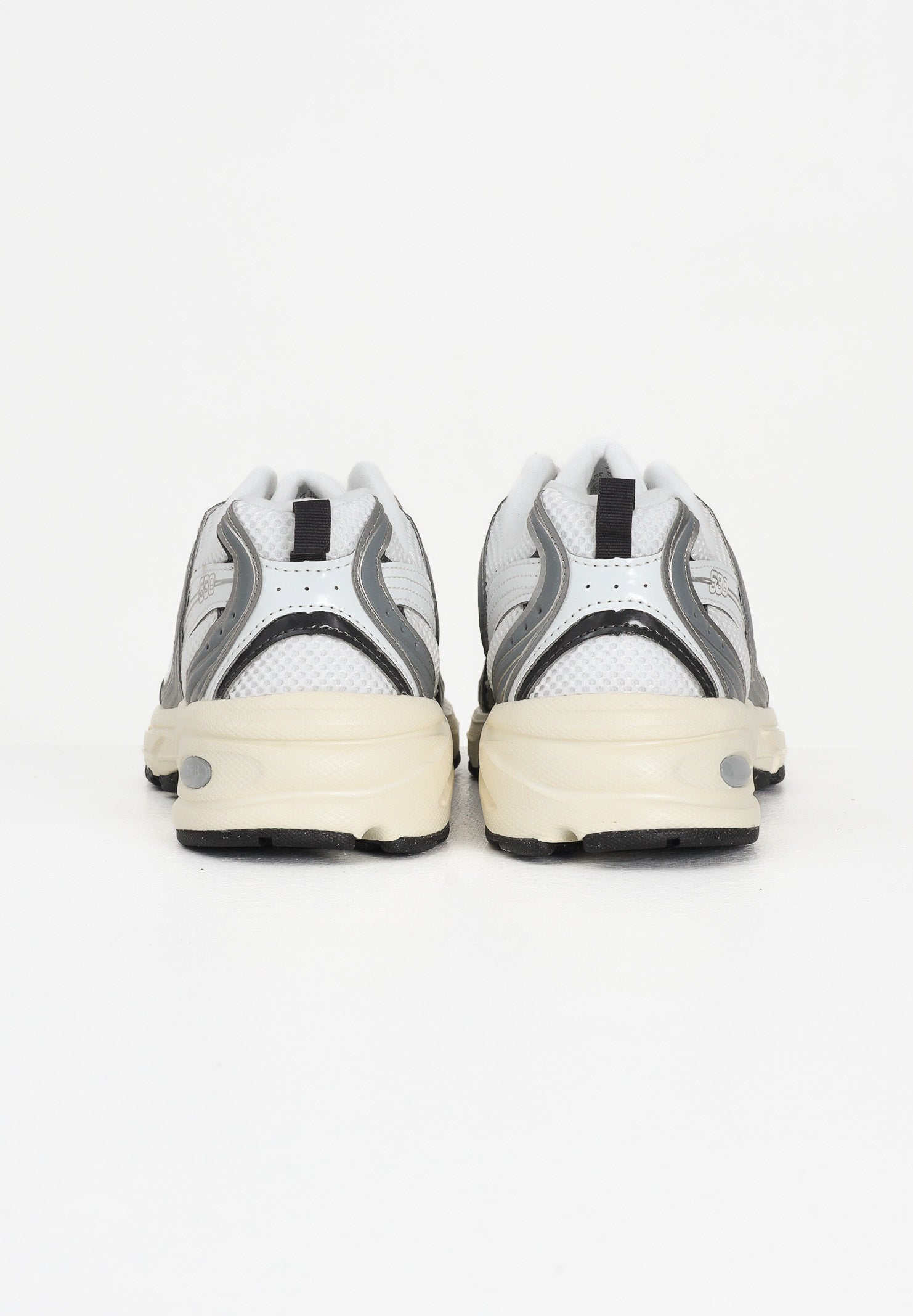 NEW BALANCE Sneakers 530 argento, bianche e nere da uomo U530ESA . NEW BALANCE 