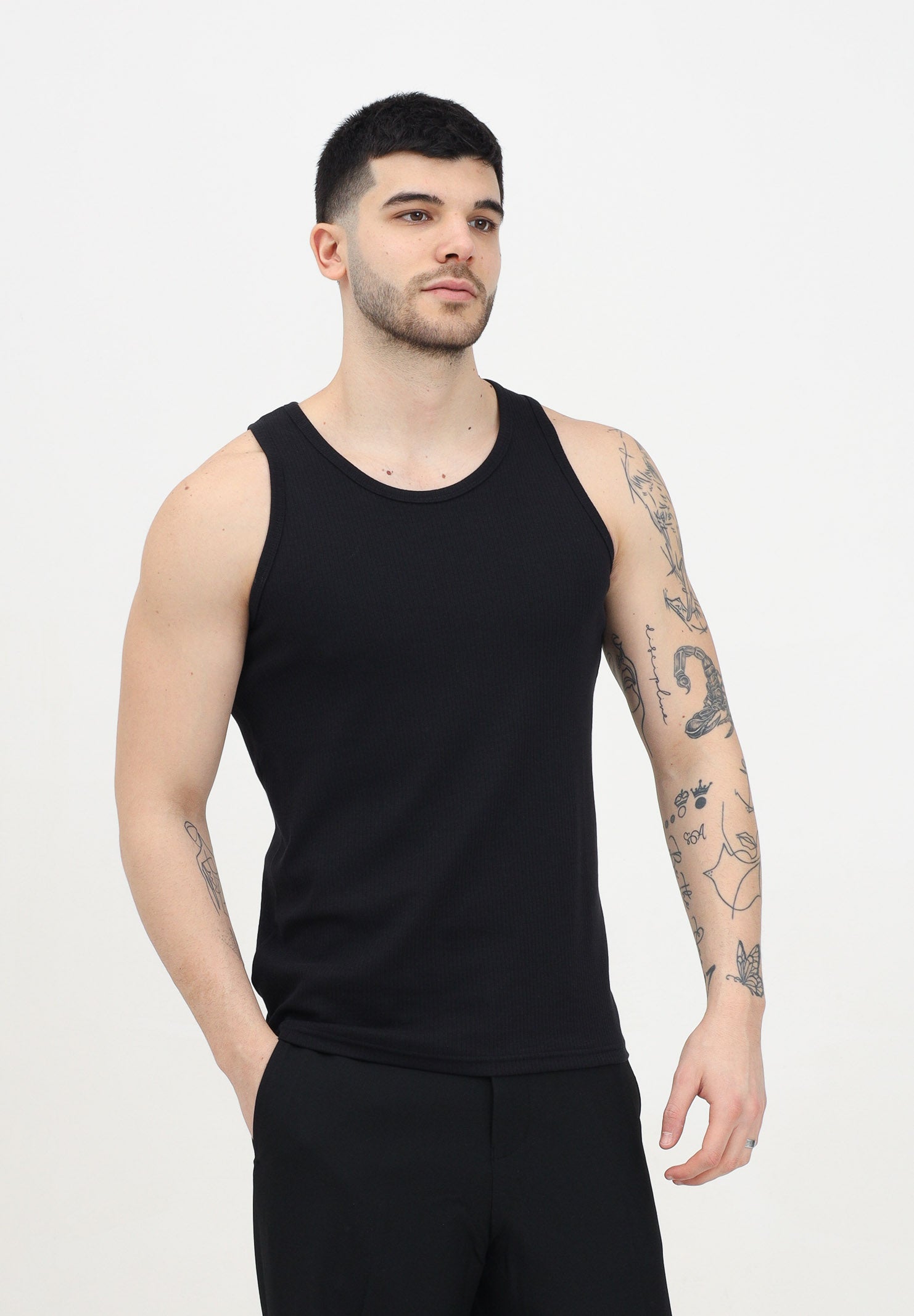 Canotta nera da uomo a costine 16092774 Black SELECTED HOMME 