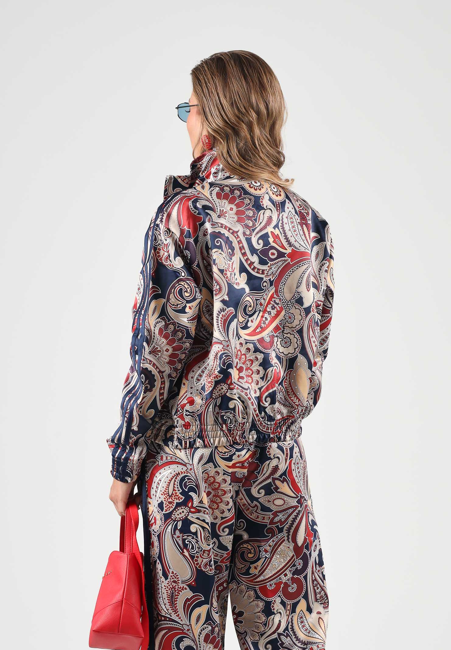 ADIDAS ORIGINALS Felpa con zip LIBERTY LONDON multicolore da donna con fantasia grafica all-over e tessuto tecnico satinato HY4999 . ADIDAS ORIGINALS 