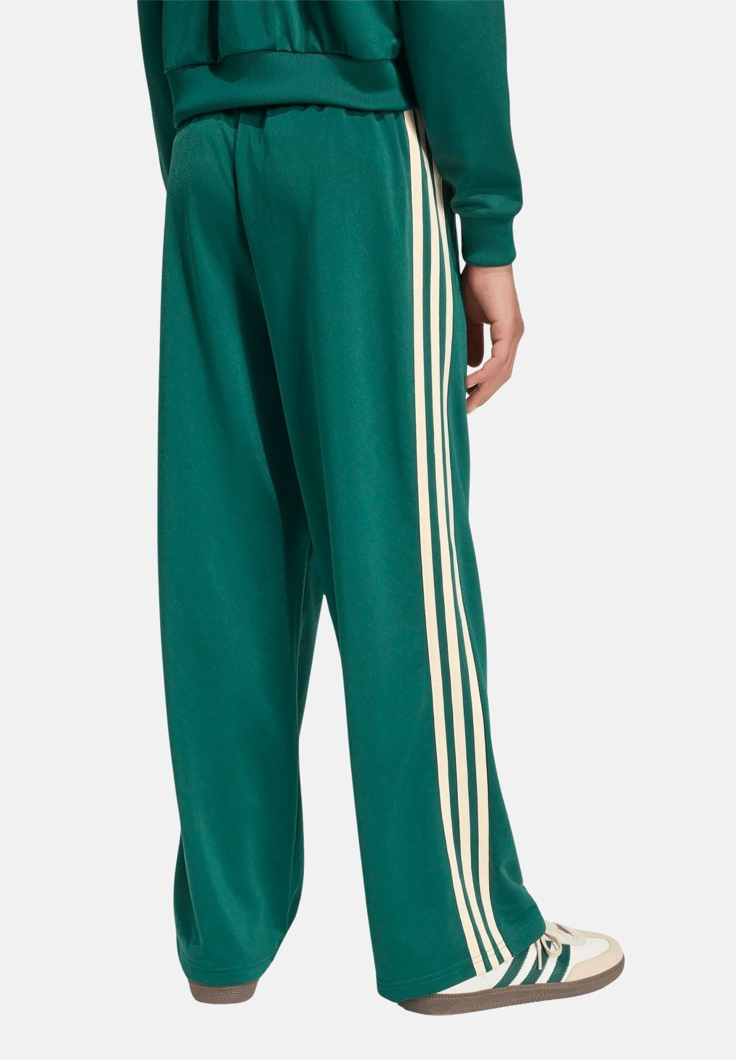 ADIDAS ORIGINALS Pantaloni FIREBIRD LOOSE verde per uomo e donna con logo Trifoglio ricamato. HZ6656 . ADIDAS ORIGINALS 