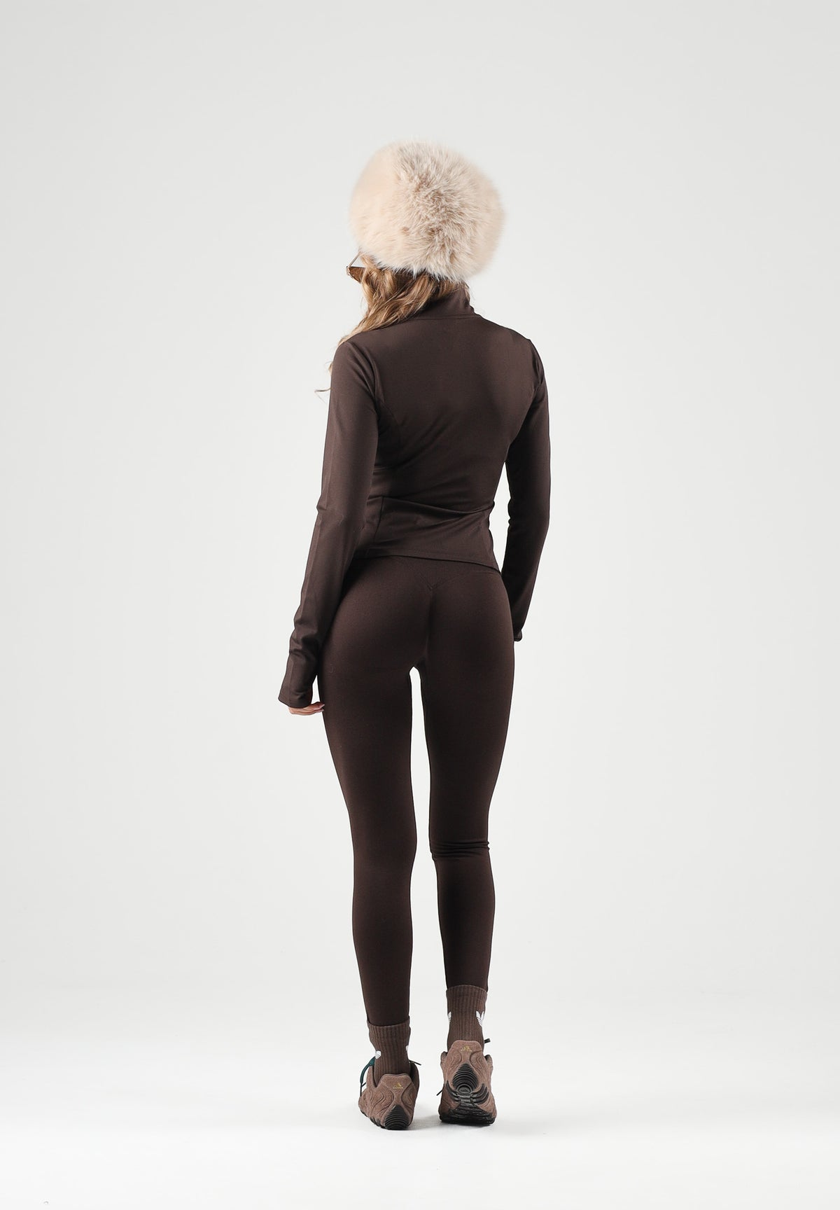 ADIDAS ORIGINALS Leggings ESSENTIALS  marrone da donna con vita alta elasticizzata e logo stampato. IA4522 . ADIDAS ORIGINALS 