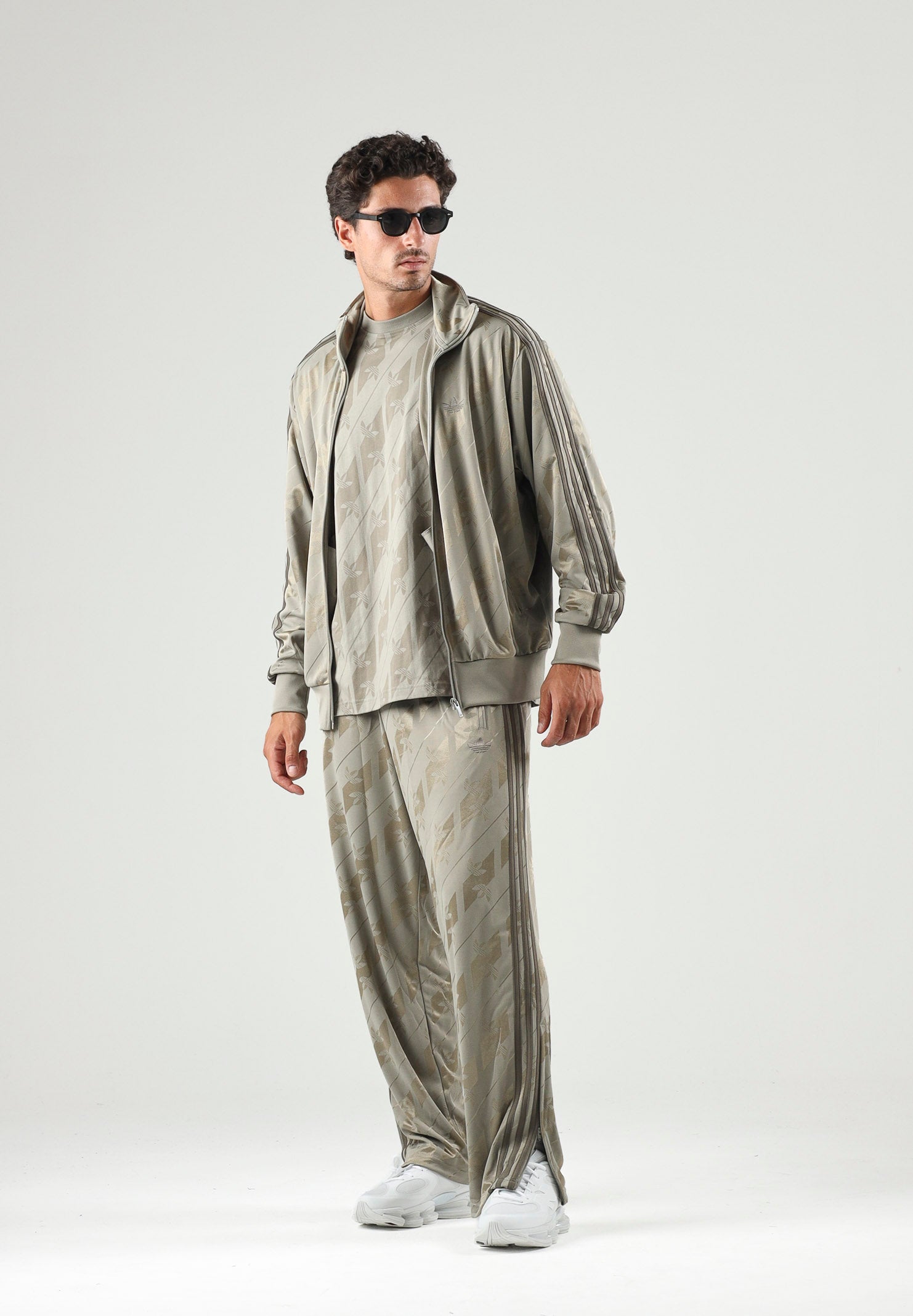 ADIDAS ORIGINALS Pantaloni TRACK PANTS MONOGRAM beige da uomo IA4541 . ADIDAS ORIGINALS 