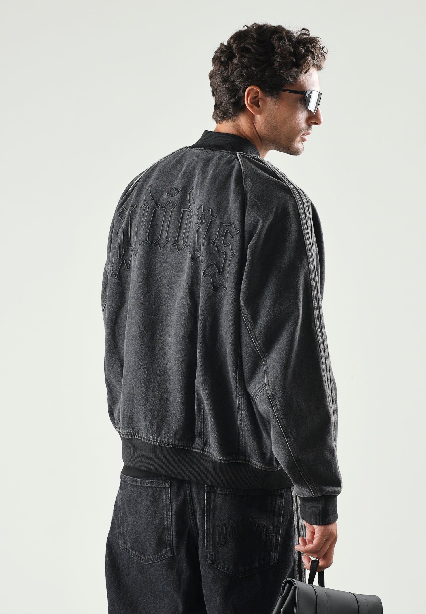 ADIDAS ORIGINALS Giubbotto/ giacca da allenamento in denim da uomo IB6948 . ADIDAS ORIGINALS 