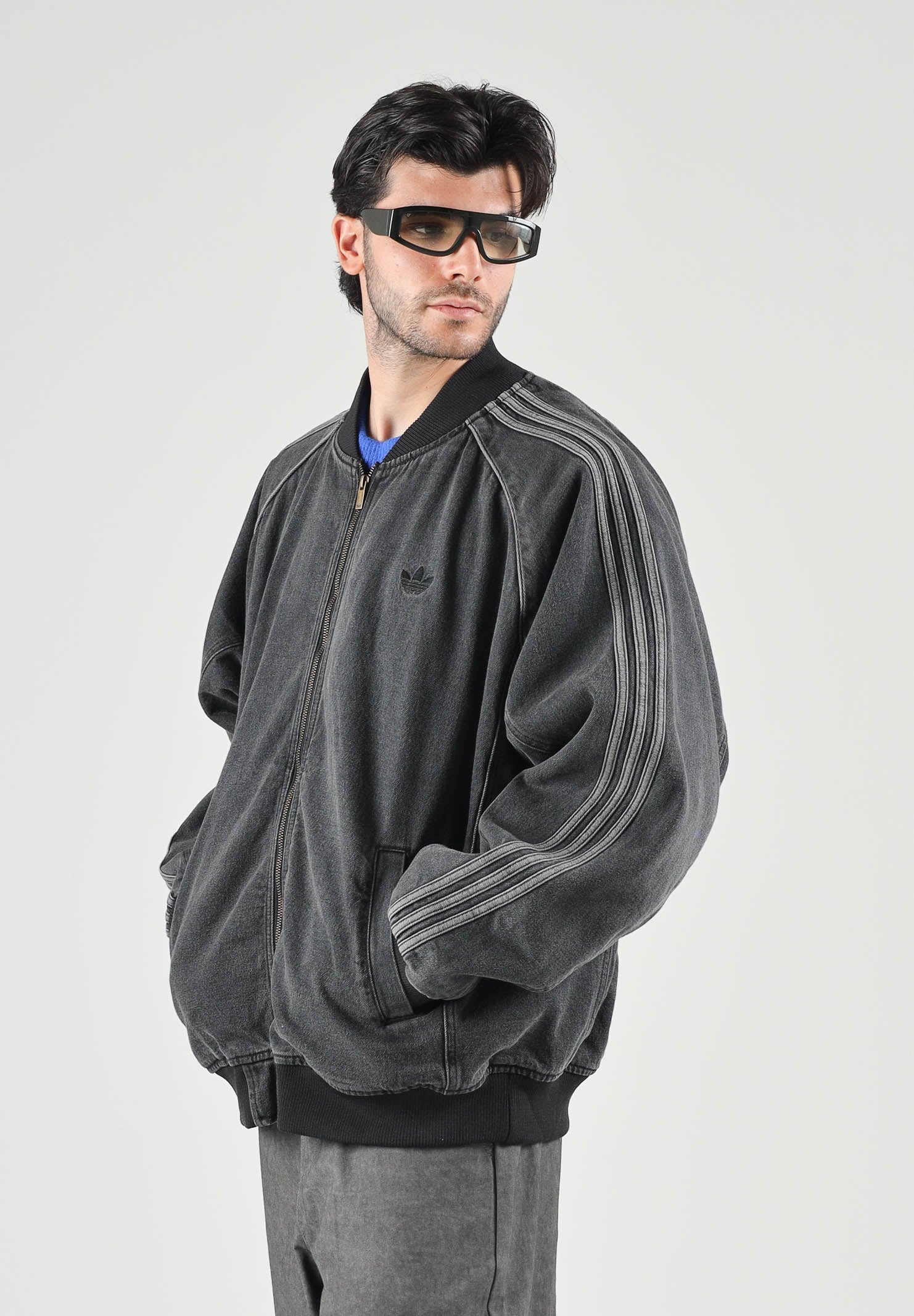 ADIDAS ORIGINALS Giubbotto/ giacca da allenamento in denim da uomo IB6948 . ADIDAS ORIGINALS 