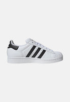 ADIDAS ORIGINALS Sneakers SUPERSTAR bianche e nere per uomo e donna con 3-Stripes laterali <BR/> IH8659 . ADIDAS ORIGINALS 