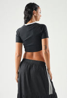 ADIDAS ORIGINALS T-shirt a manica corta 3-Stripes nera da donna IU2532 . ADIDAS ORIGINALS 