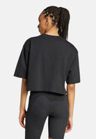 ADIDAS ORIGINALS T-shirt a manica corta Essentials Crop nera da donna IW5706 . ADIDAS ORIGINALS 