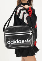 ADIDAS ORIGINALS Borsa a tracolla OG Airliner nera per uomo e donna JW3346 . ADIDAS ORIGINALS 