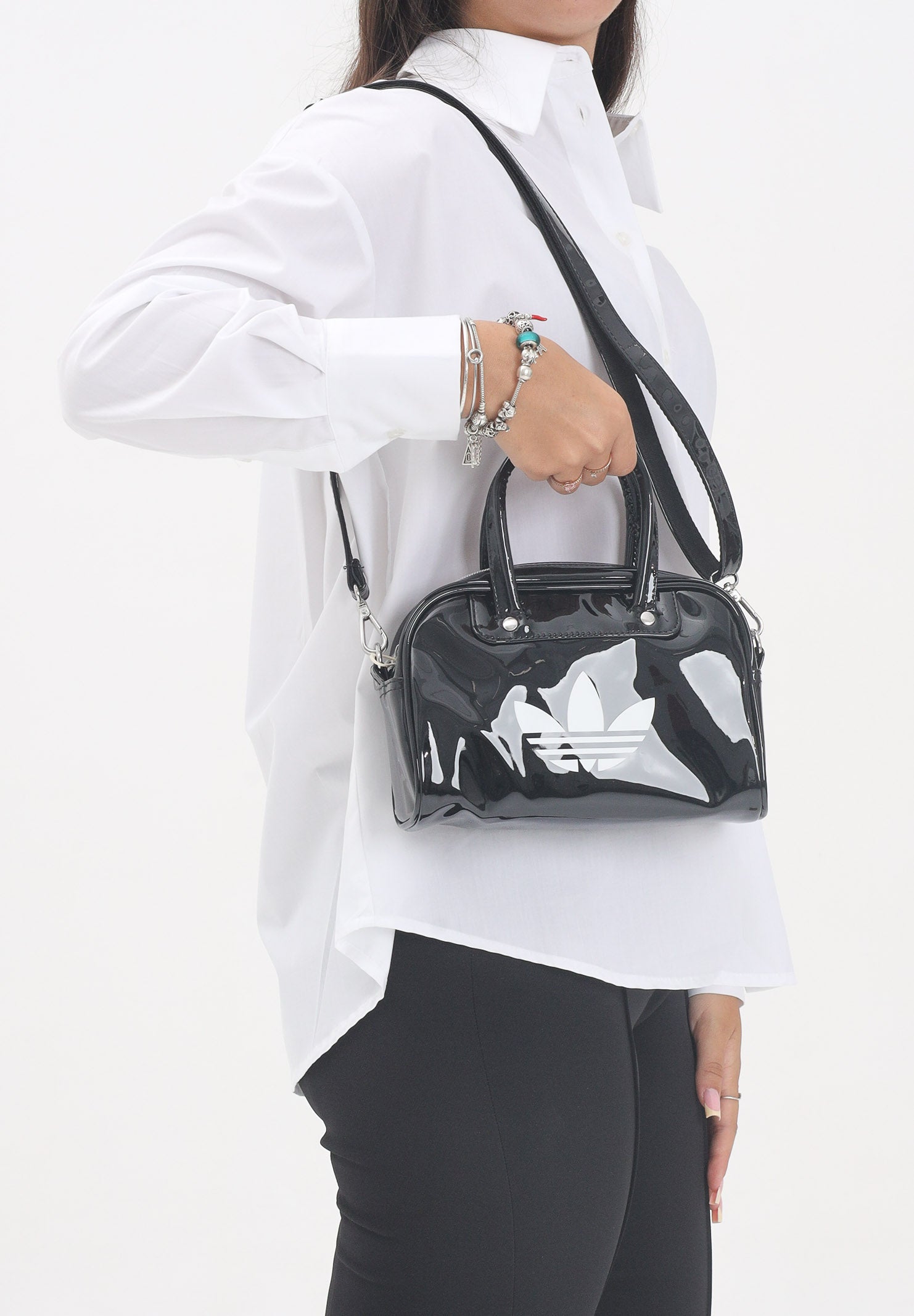 ADIDAS ORIGINALS Borsa a mano Adicolor Mini Bowling Bag nera da donna JX0247 . ADIDAS ORIGINALS 