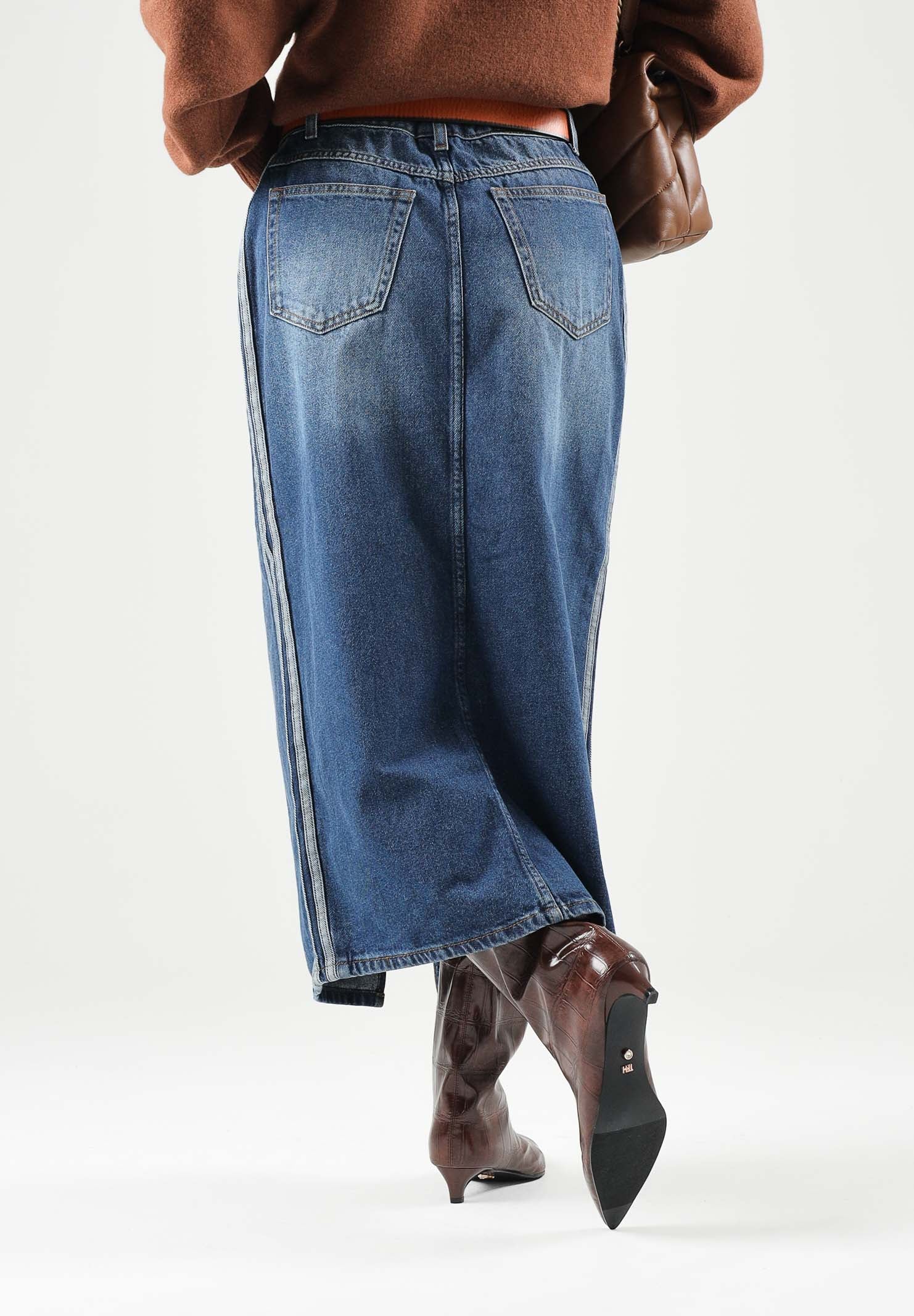 ADIDAS ORIGINALS Gonna midi 3 STRIPES in denim medio da donna KD2908 . ADIDAS ORIGINALS 