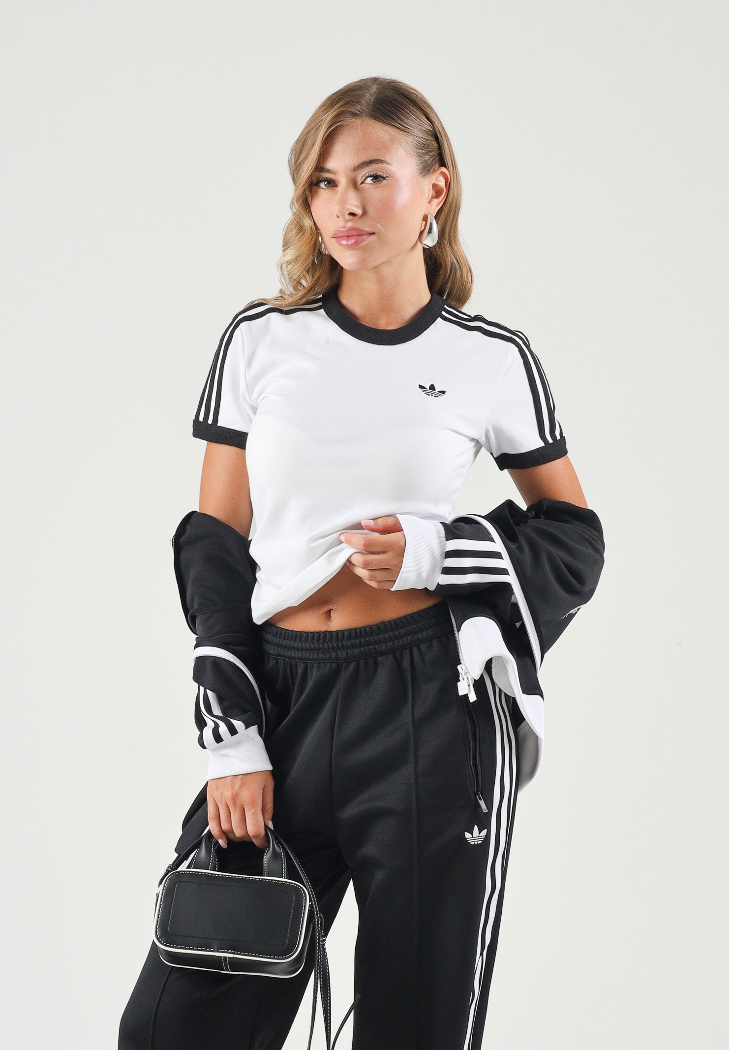 ADIDAS ORIGINALS T-shirt a manica corta 3-Stripes bianca da donna KD3683 . ADIDAS ORIGINALS 