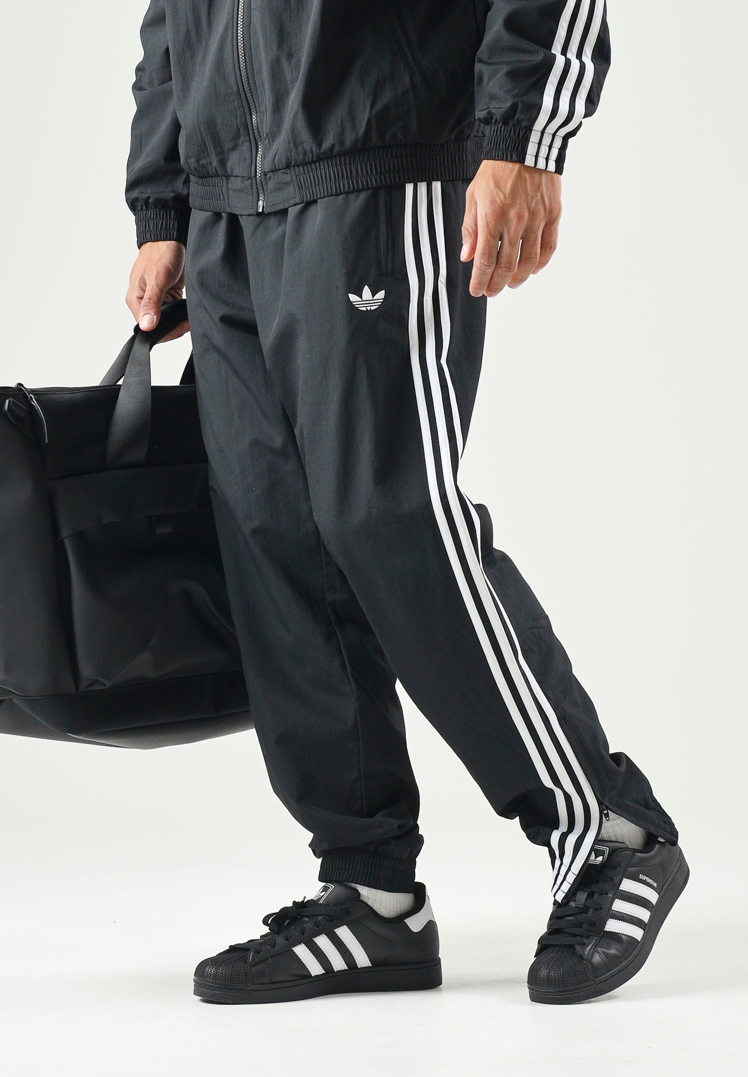 ADIDAS ORIGINALS Pantalone sportivo FIREBIRD WOVEN nero da uomo KE1371 . ADIDAS ORIGINALS 