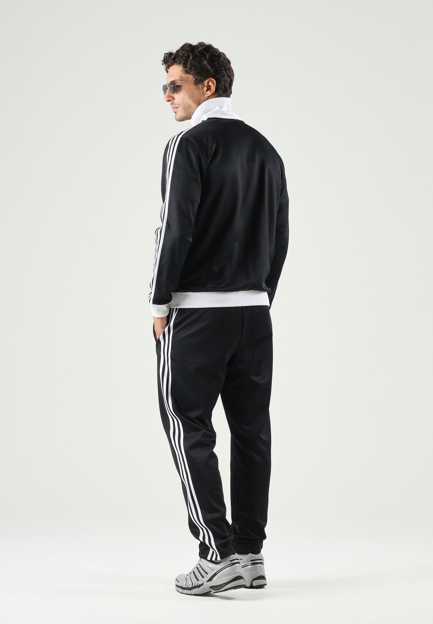 ADIDAS ORIGINALS Pantaloni sportivi da uomo KE3530 . ADIDAS ORIGINALS 