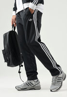 ADIDAS ORIGINALS Pantaloni sportivi da uomo KE3530 . ADIDAS ORIGINALS 
