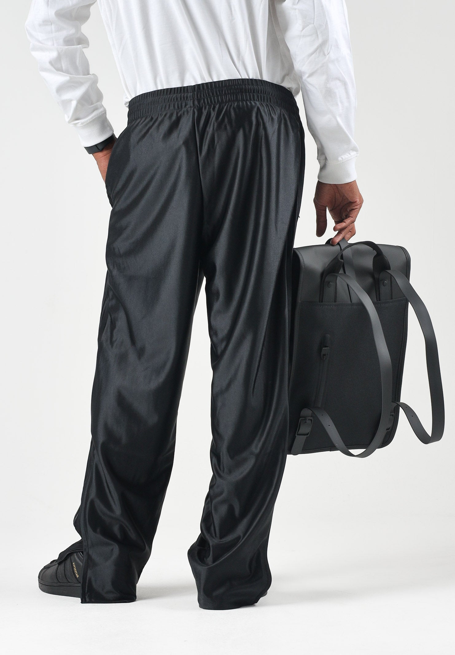 ADIDAS ORIGINALS Pantaloni sportivi FIREBIRD METALLIC TRACK neri per uomo e donna KE4168 . ADIDAS ORIGINALS 