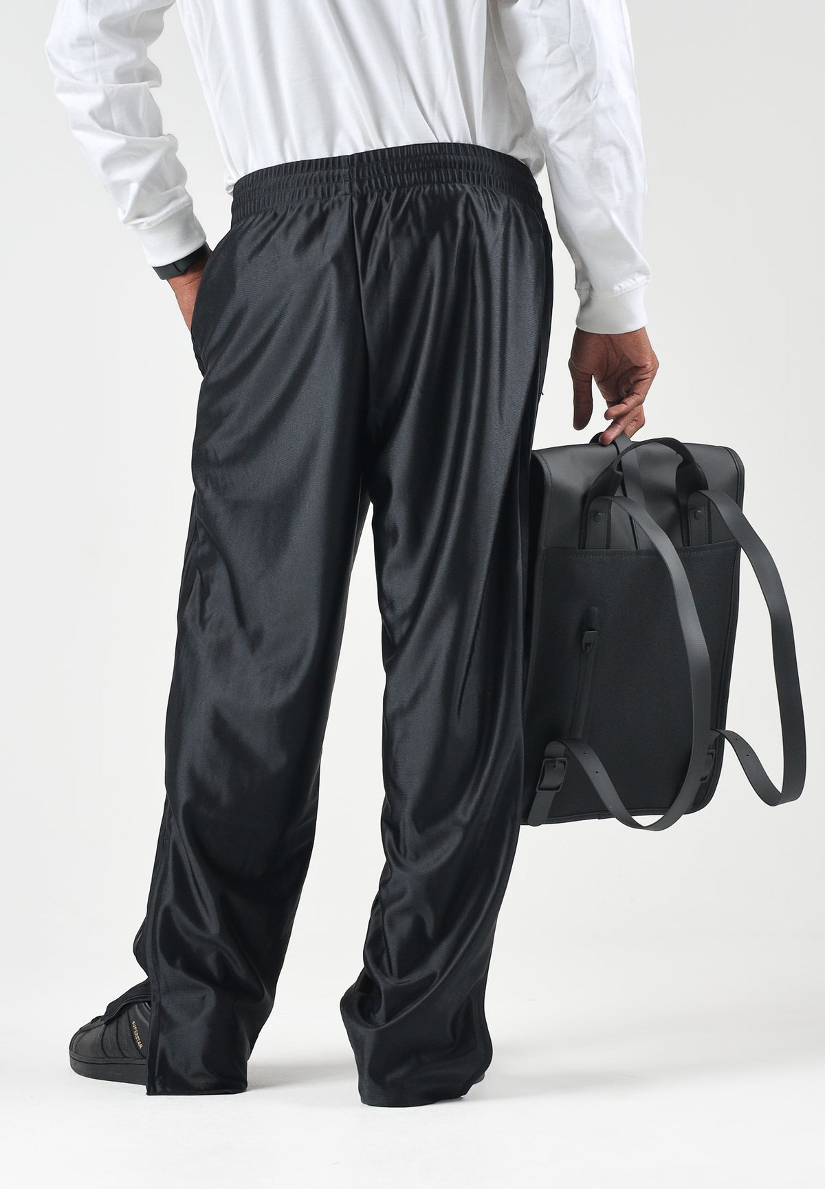 ADIDAS ORIGINALS Pantaloni sportivi FIREBIRD METALLIC TRACK neri per uomo e donna KE4168 . ADIDAS ORIGINALS 