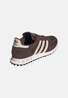 ADIDAS ORIGINALS Sneakers LA TRAINER OG marrone e bianca da uomocon strisce laterali a contrasto KH9679 . ADIDAS ORIGINALS 