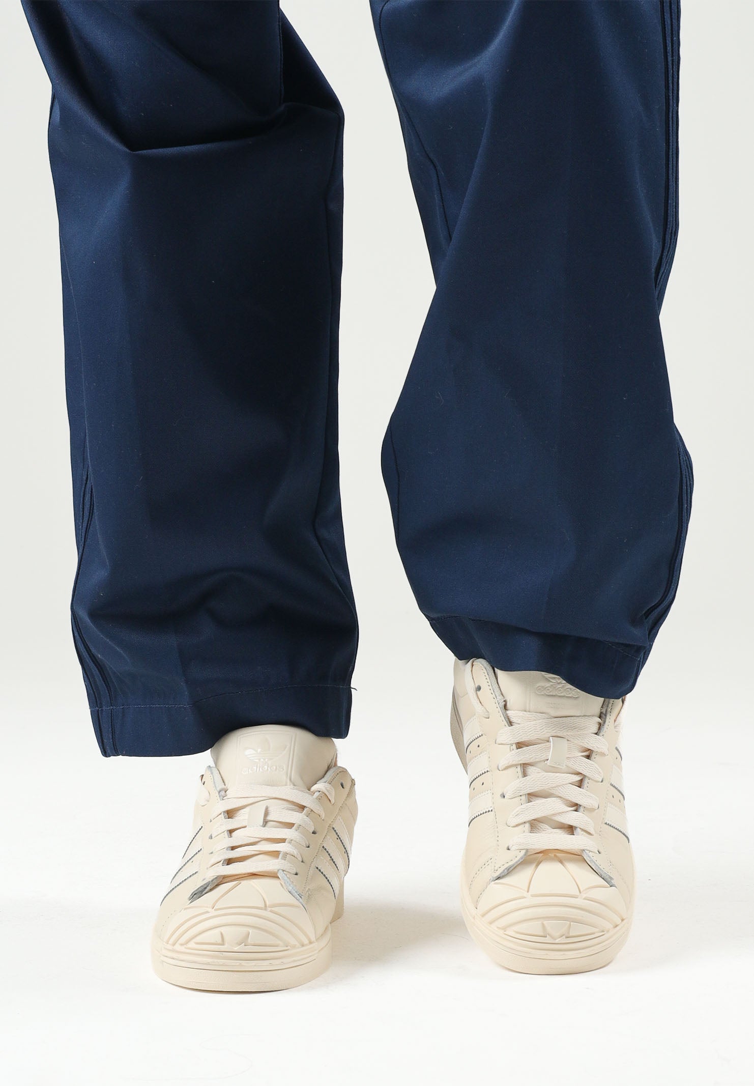 ADIDAS ORIGINALS Sneakers SUPERSTAR II  cream-beige per uomo e donna con iconica punta a conchiglia KJ5805 . ADIDAS ORIGINALS 