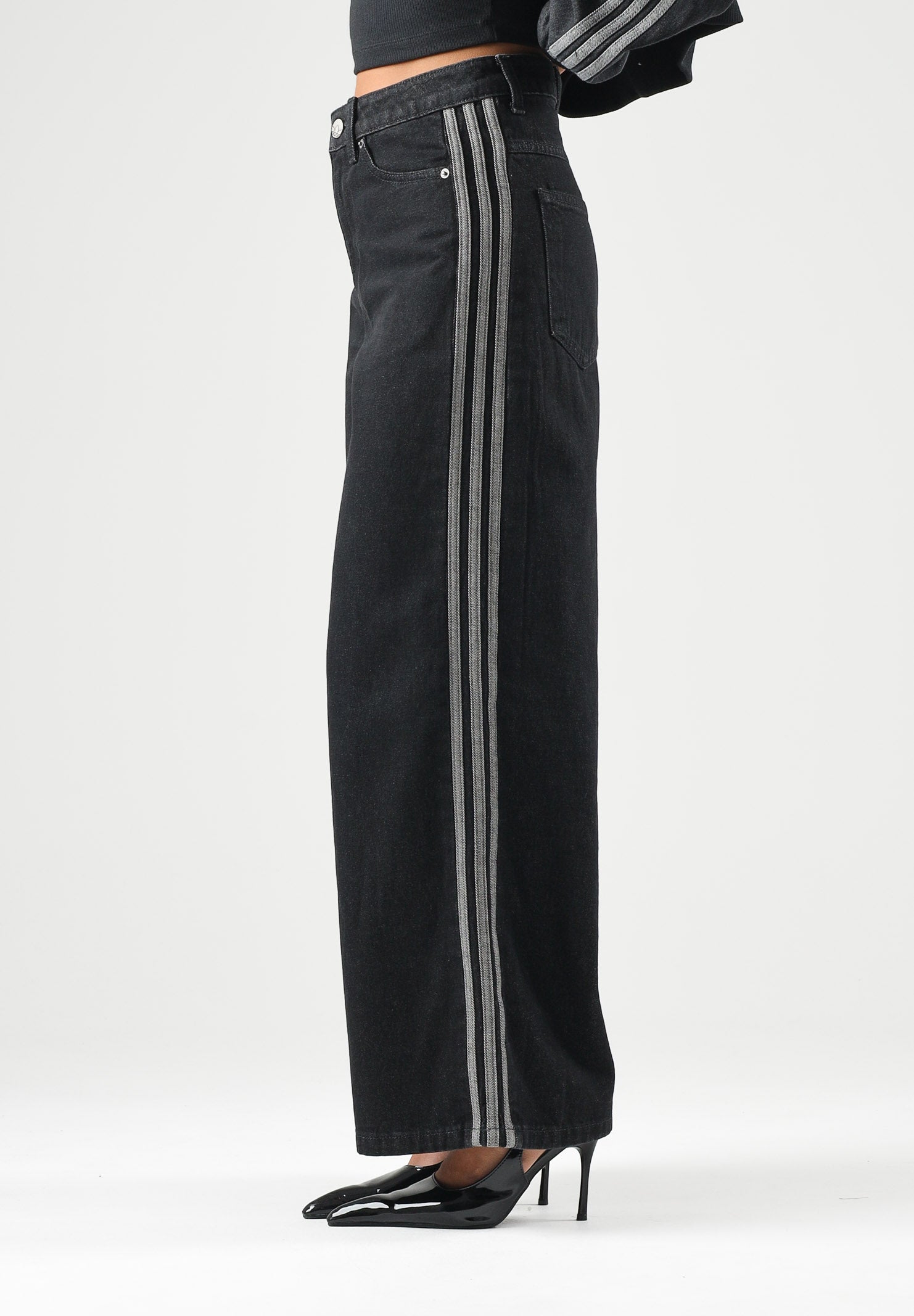 ADIDAS ORIGINALS Jeans ADICOLOR DENIM WIDE LEG nero da donna con design a gamba larga e cuciture classiche KQ6469 . ADIDAS ORIGINALS 