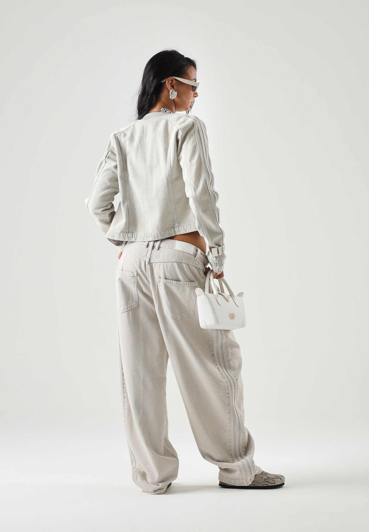 ADIDAS ORIGINALS jeans Vintage Wide Leg Jeans Light Denim/Off White, Light Denim/Off White grigio chiaro da donna. KQ6475 . ADIDAS ORIGINALS 