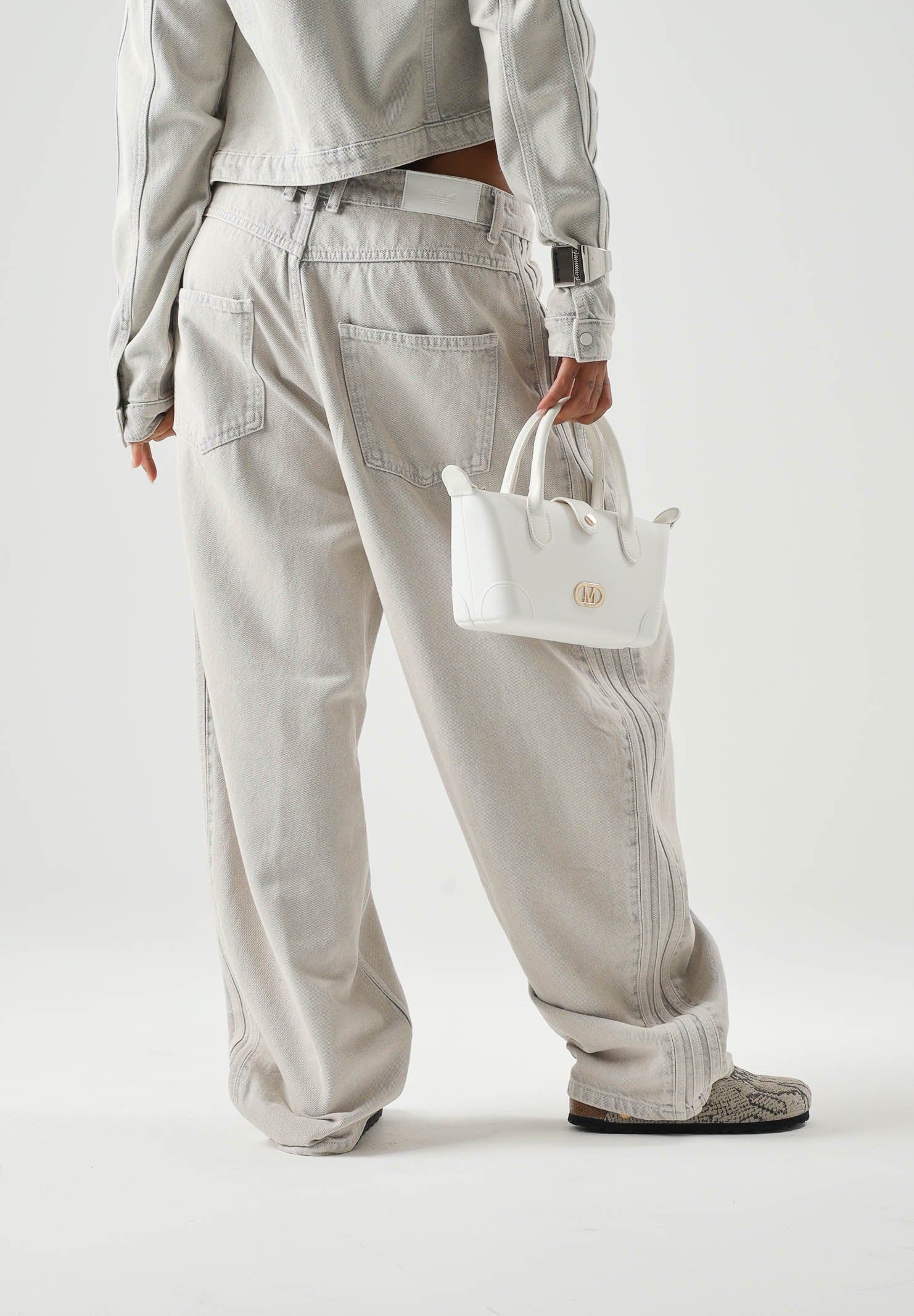 ADIDAS ORIGINALS jeans Vintage Wide Leg Jeans Light Denim/Off White, Light Denim/Off White grigio chiaro da donna. KQ6475 . ADIDAS ORIGINALS 