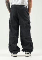 ADIDAS ORIGINALS Jeans MID RISE nero per uomo e donna con tasche cargo KQ6480 . ADIDAS ORIGINALS 