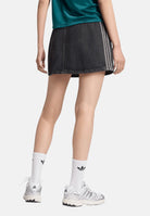 ADIDAS ORIGINALS  gonna corta Mid Rise Denim Skirt True Black Denim nera donna KQ6485 . ADIDAS ORIGINALS 